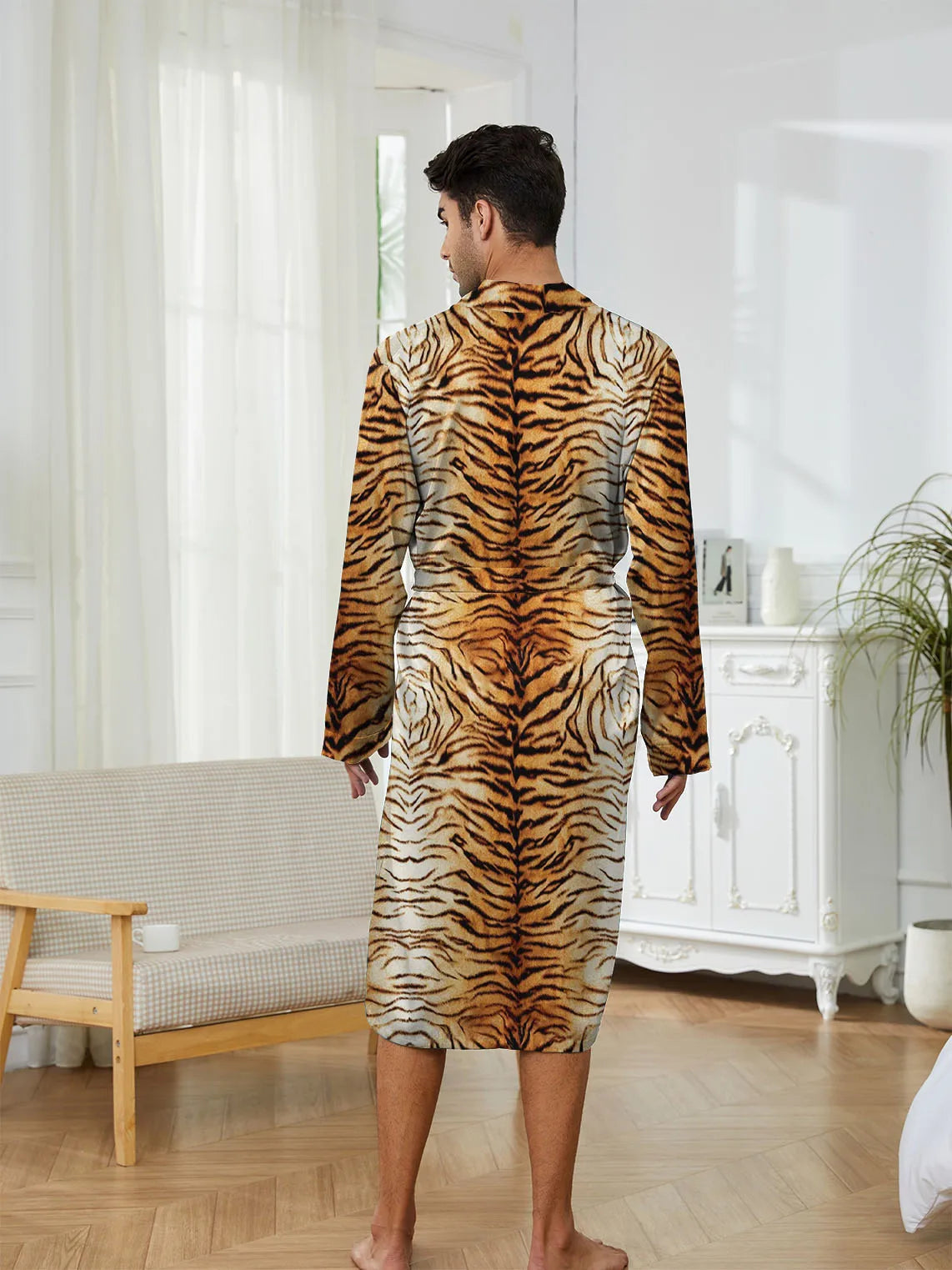 Men's bathrobe with tiger stripe element digital printing, suitable for home leisure and entertainment men's robes,quick drying.