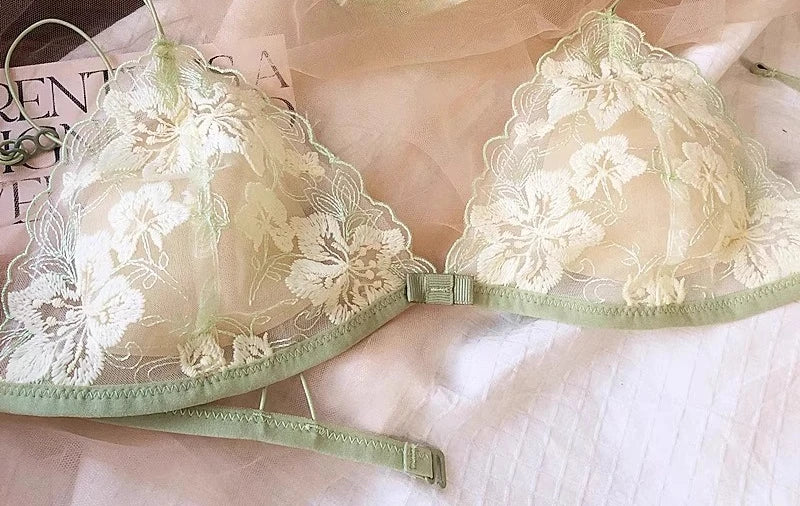 French Niche Lingerie Set Embroidered Mesh Triangle Cup Wireless Bralette Retro Lace Thin Sexy Comfortable Bra USA Tushy MOYISU